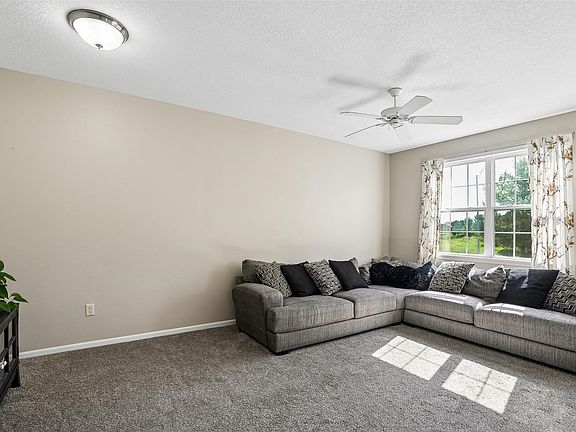 2nd image of 4627 NE McDougal Ln