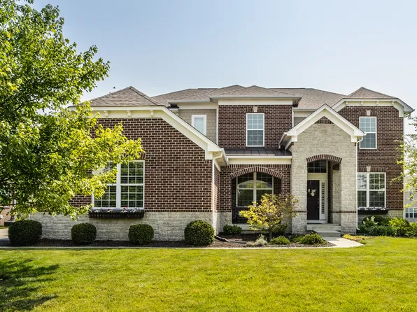 8998 Windpointe Pass, Zionsville, IN 46077