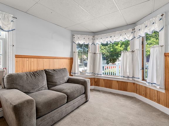 5th image of 39 Fountain St