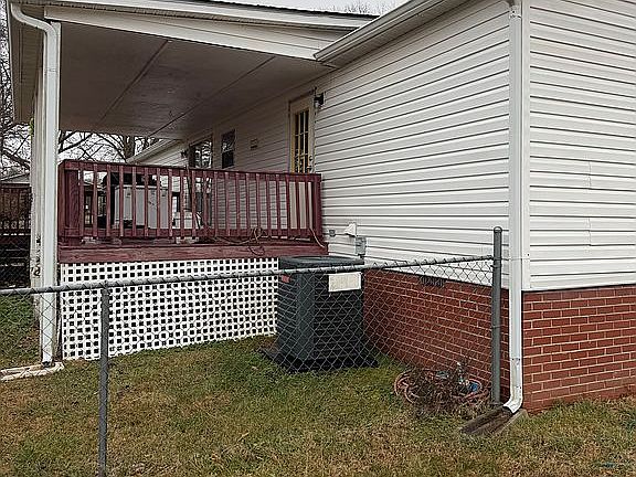 3rd image of 4443 Pea Ridge Rd