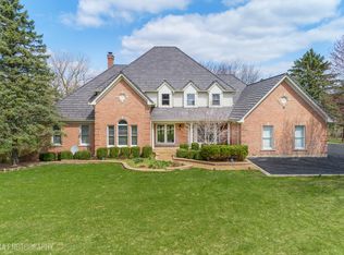 26 Stone Ridge Dr, South Barrington, IL 60010