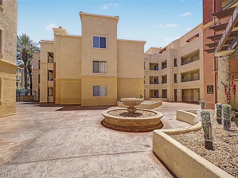 260 E Flamingo Rd #220 — Photo 2