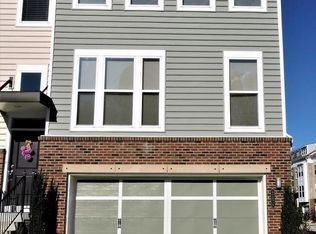 42676 New Dawn Ter, Ashburn, VA 20148
