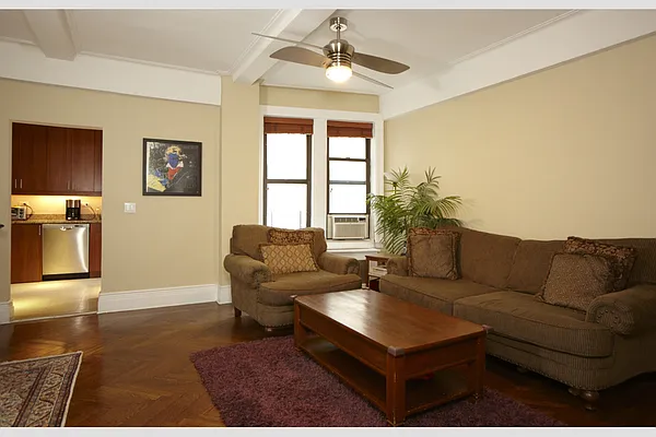 Sold by Stribling | media 4