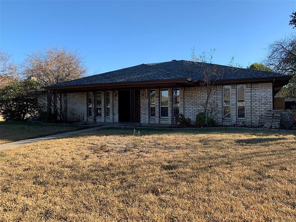 1st image of 2408 Skiles Dr
