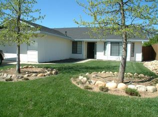 1664 Lacey Ln, Redding, CA 96003