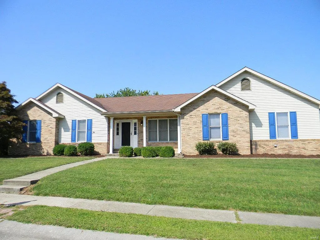 1602 Prairie View Dr photo 1