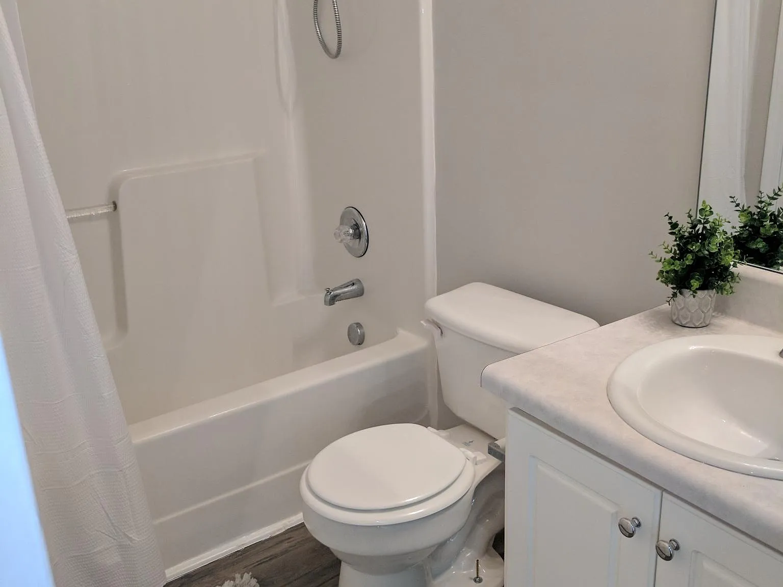 3 bed, 1308 sqft, $1,625 — Photo 4