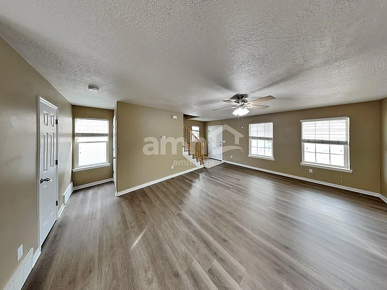 4047 E Ofallons Way — Photo 6