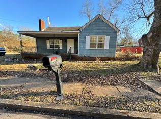 407 Finley Dr NW, Decatur, AL 35601