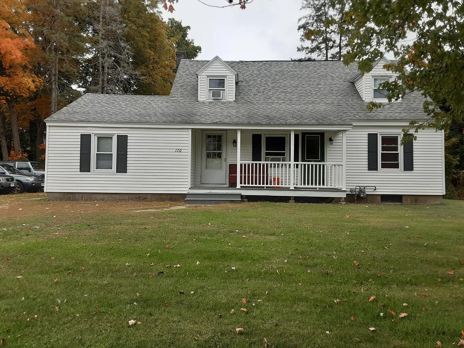 4 bed, $2,895 — Photo 1