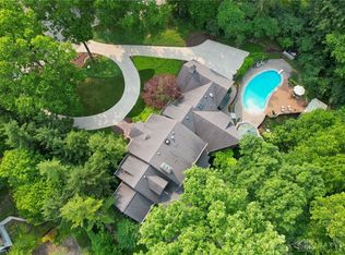 6477 Kings Grant Psge, Dayton, OH 45459