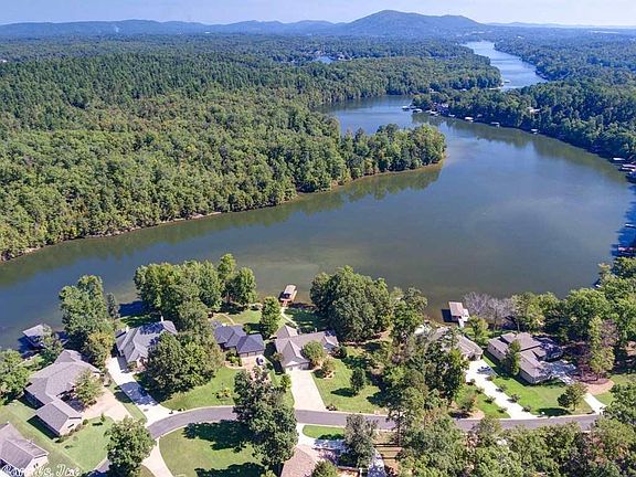 3rd image of 146 Lake Forest Shores Dr