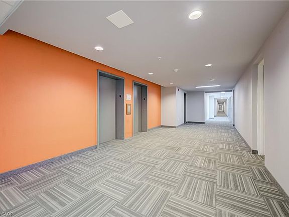 4th image of 280 Lester St #708