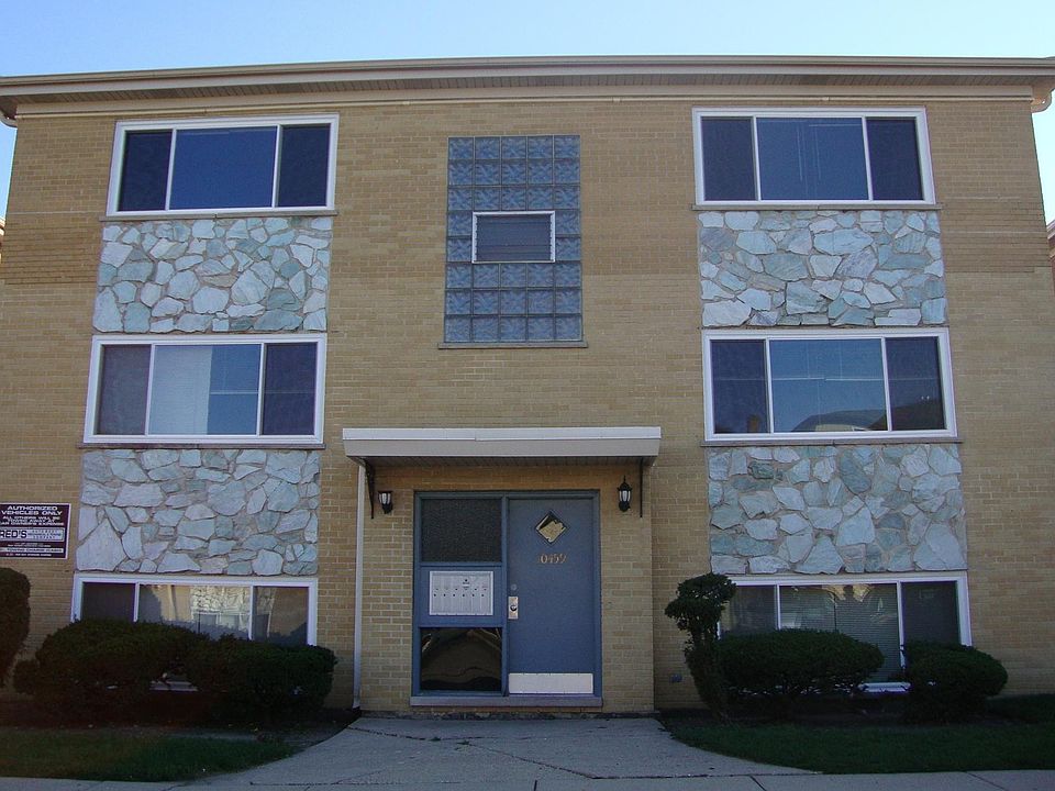 1st image of 10459 Carol Ct