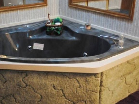jacuzzi