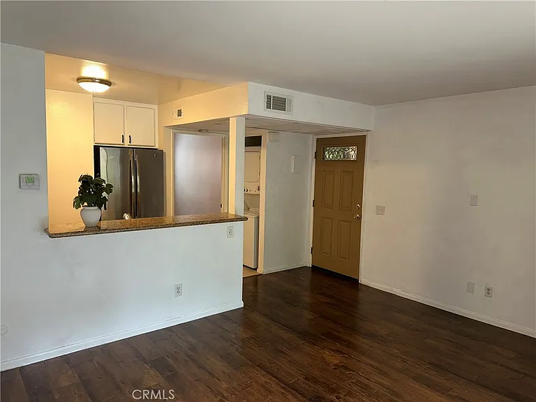 7101 Farralone Ave #142 — Photo 5