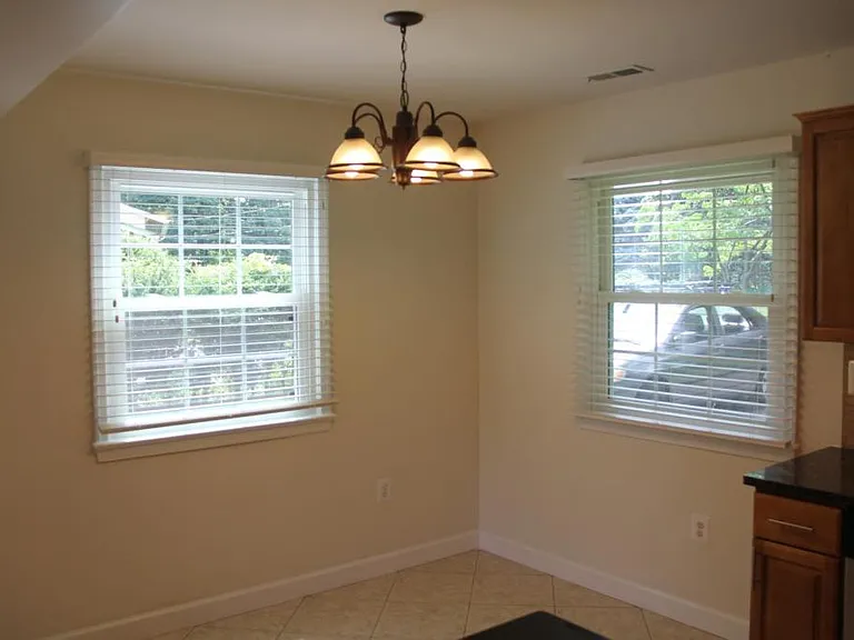 7723 Marthas Ln — Photo 3