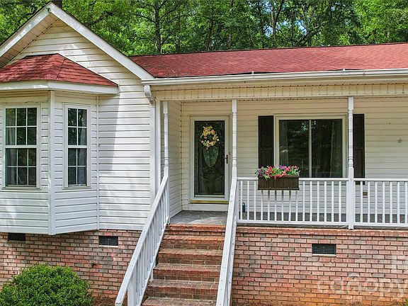 4th image of 505 Wesley Dr