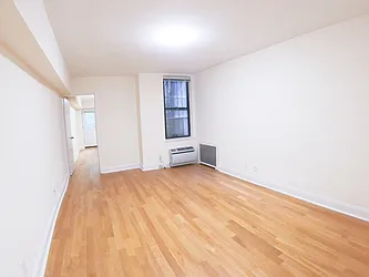 Rented by Urban Real Estate Inc