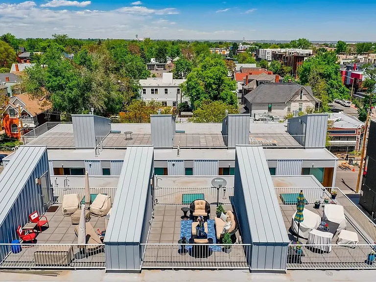 Middle Rooftop