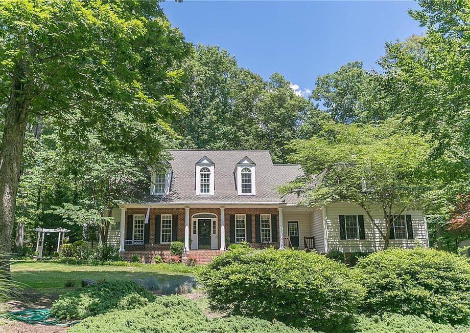 1st image of 14104 Spring Creek Ln
