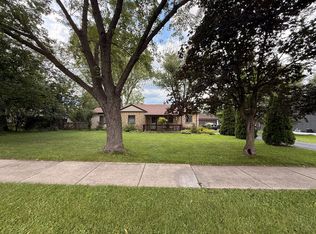 1018 W Plainfield Rd, Countryside, IL 60525