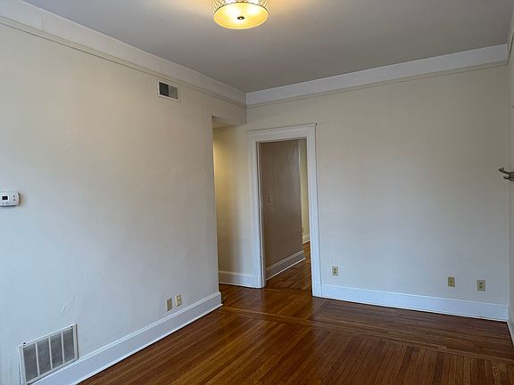 5th image of 2340 Grandview Ave #2