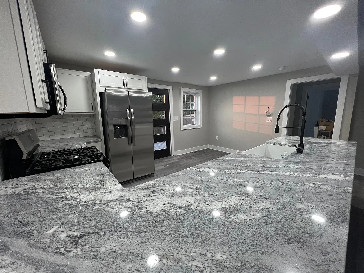 37384 Detroit Rd — Photo 3