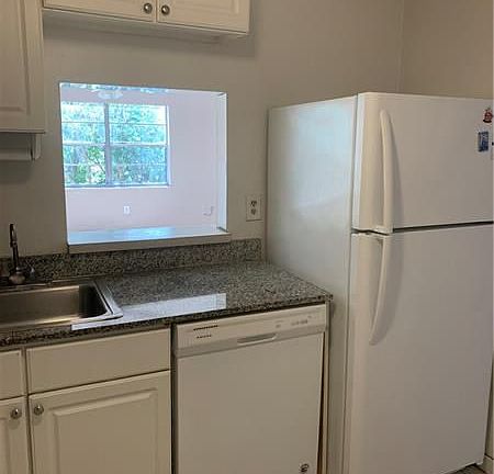 3rd image of 4314 NW 9th Ave APT 3-3E