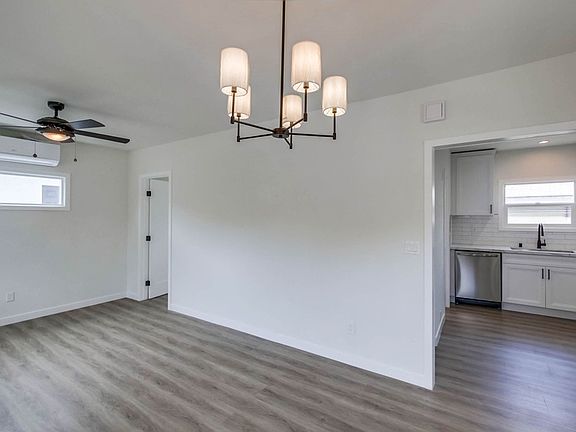 5th image of 2556 B St
