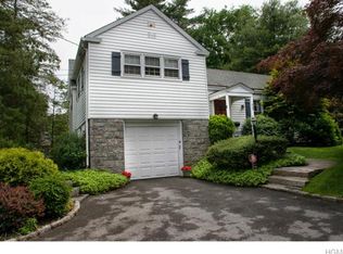 869 Wilmot Rd, Scarsdale, NY 10583