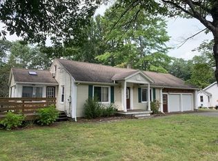 20 Fairfield Ave, Haydenville, MA 01039