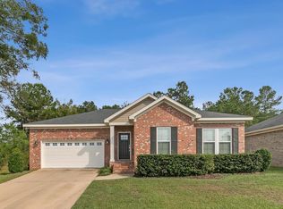 303 Courtland Dr, Dothan, AL 36301