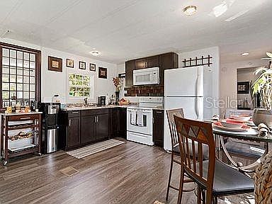 2nd image of 17347 SW 17th Cir
