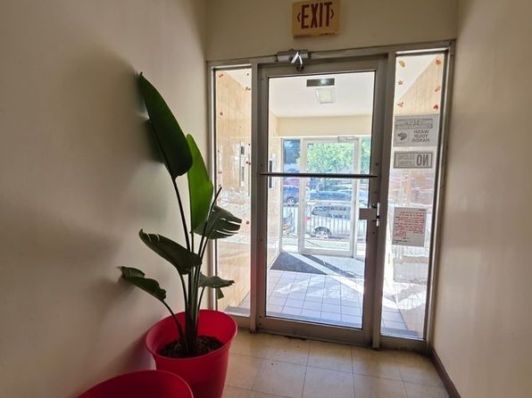 185 Valentine Ln #3E