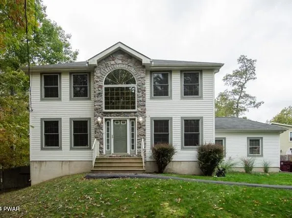 100 Redwood Ct, Milford, PA 18337