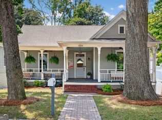 1054 White Oak Ave SW, Atlanta, GA 30310