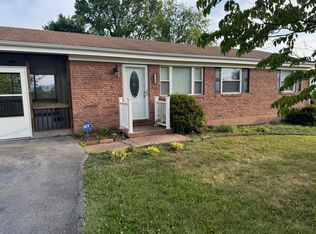 3758 Long Meadow Ave NW, Roanoke, VA 24017
