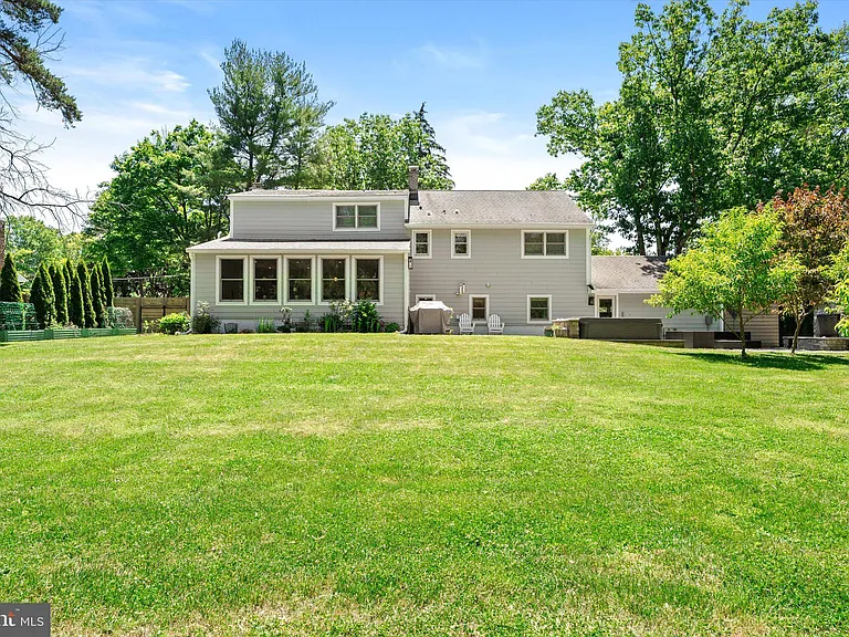 23 Linwood Cir — Photo 31