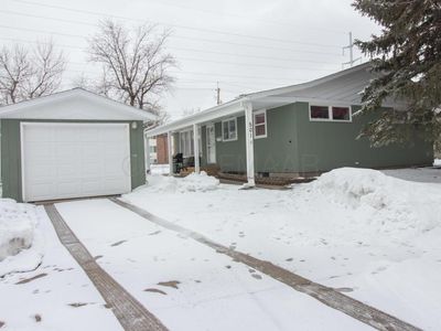501 3rd Ave E, West Fargo, ND, 58078