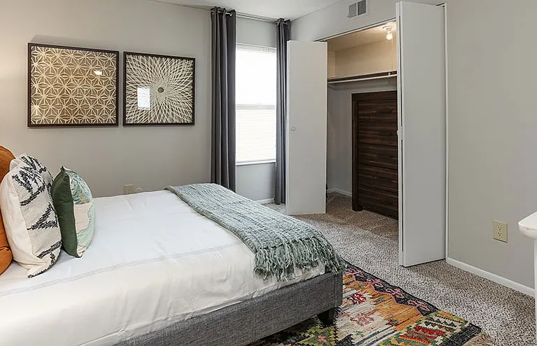 The Meadows Apartment Homes KS — Photo 33