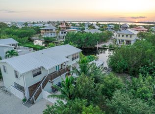 52 Lobstertail Rd, Big Pine Key, FL 33043