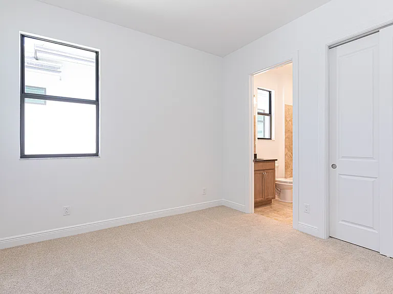 9155 SW Esule Way — Photo 39