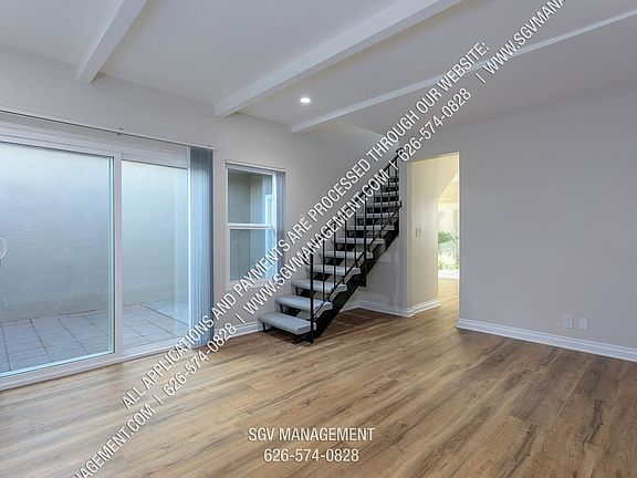3rd image of 530 E Cypress St Unit 2