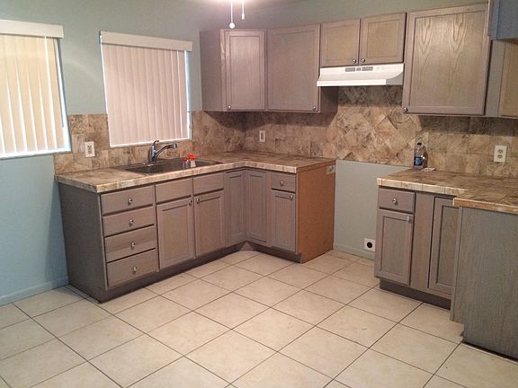 2nd image of 642 Latona Ave