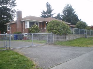 1233 S 117th St, Seattle, WA 98168