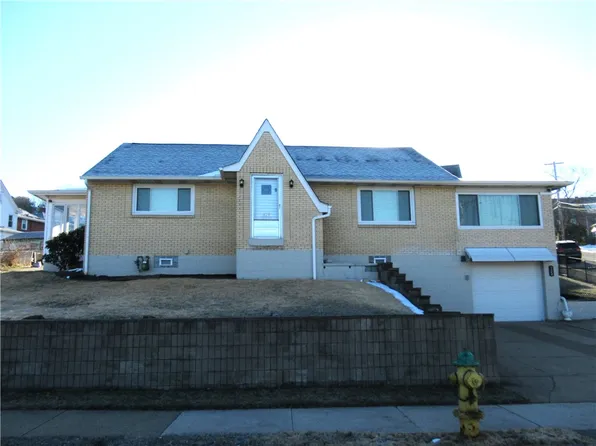 320 Fairmont Ave, Trafford, PA 15085