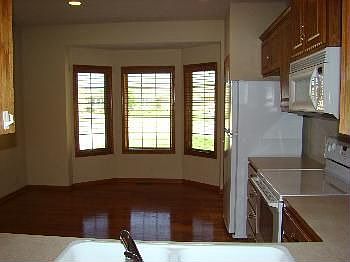 3rd image of 9519 Honey Locust Cir