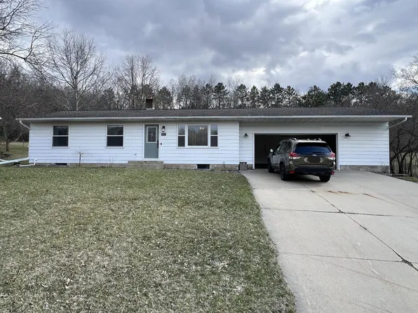 607 James St NE, Chatfield, MN 55923